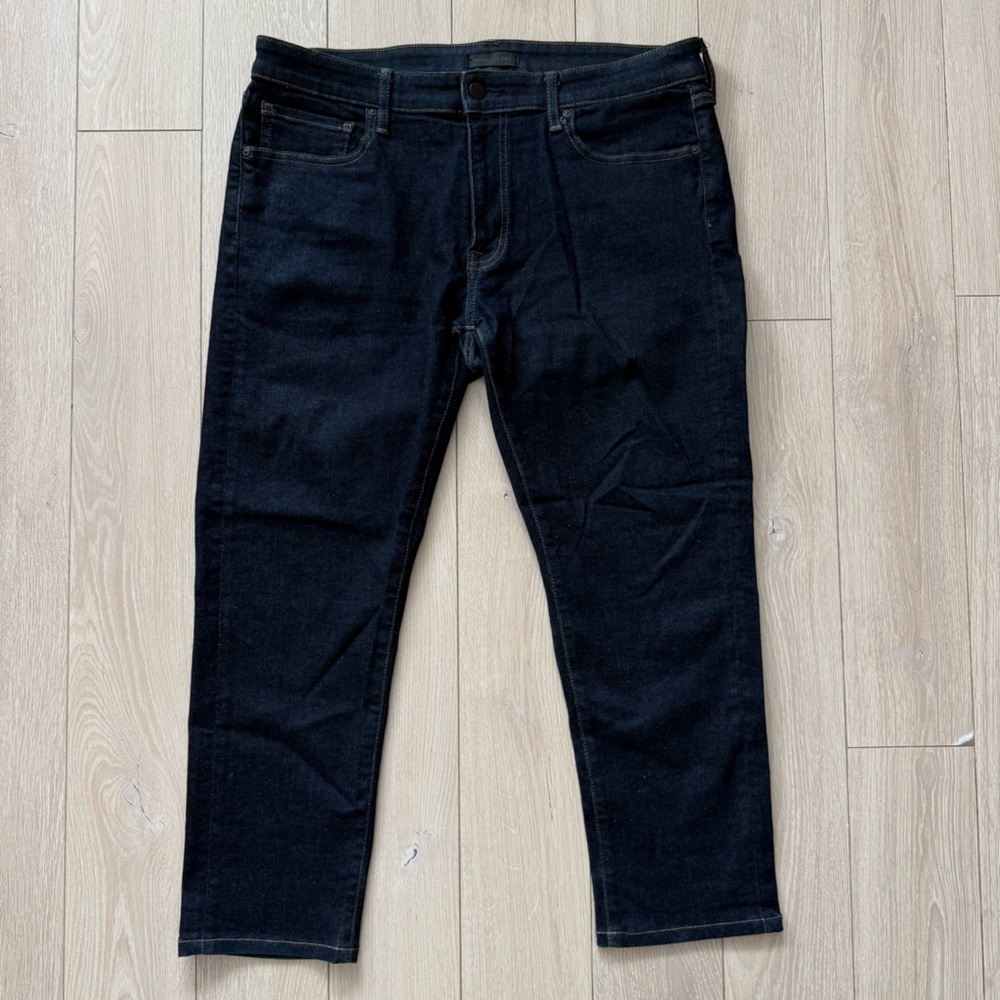 Uniqlo Men's Indigo Tapered Skinny Jeans Cropped 34” Waist